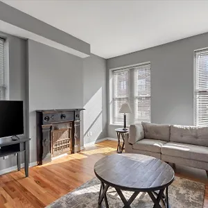 villa-amazing-recently-rehabbed-stl-unit-in-prime.saint-louishotels.com/