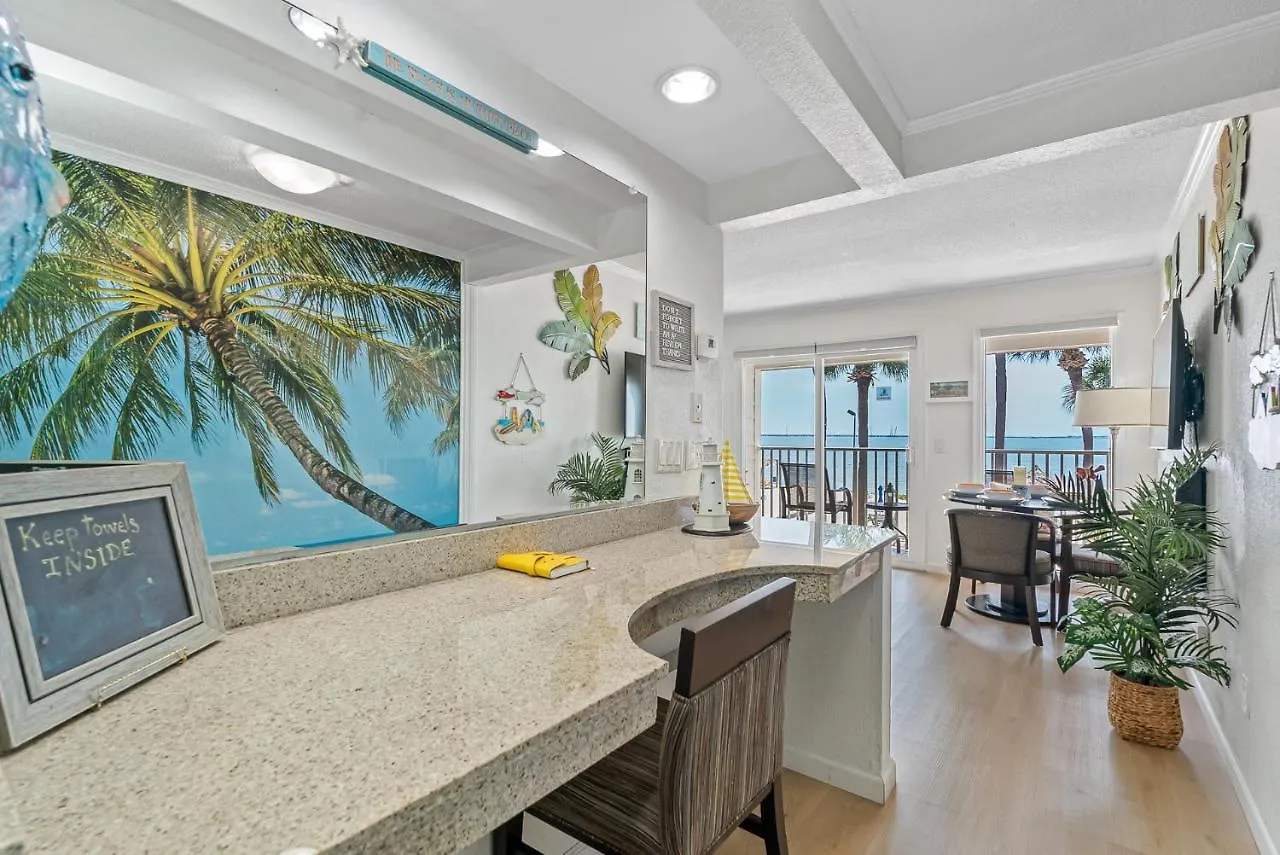 Paradise Beach Sailport Resort Condo Tampa Holiday home